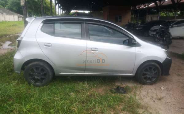 DAIHATSU AYLA