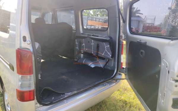 DAIHATSU  GRAN MAX