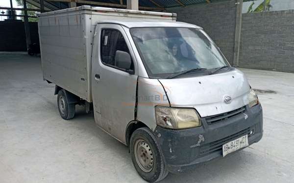DAIHATSU GRAN MAX
