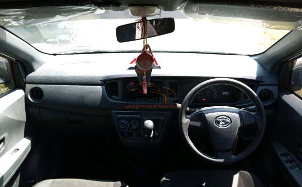 DAIHATSU SIGRA D