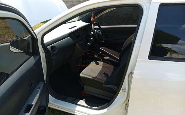 DAIHATSU SIGRA D