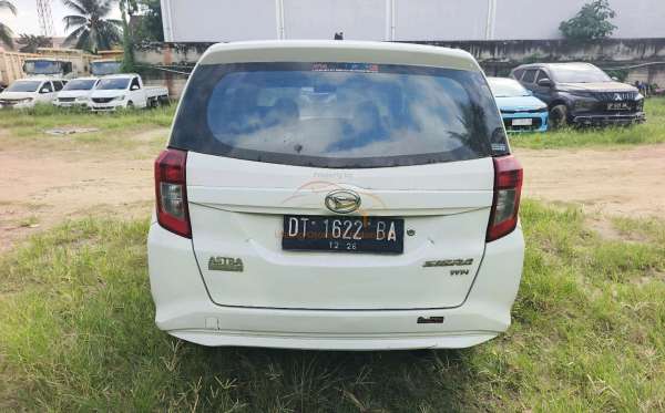 DAIHATSU SIGRA D