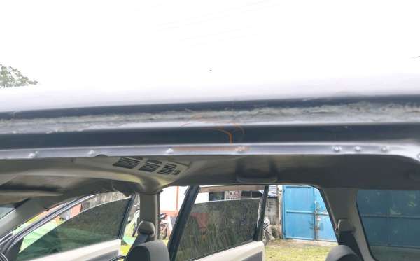 DAIHATSU XENIA
