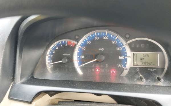 DAIHATSU XENIA