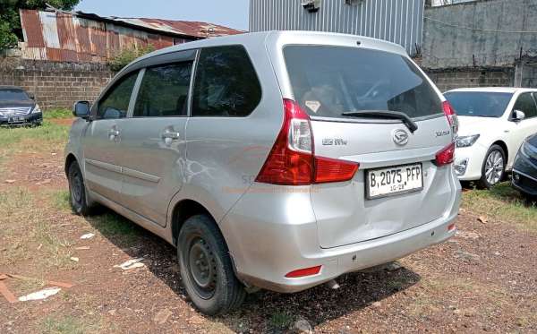 DAIHATSU  XENIA  1.3 X