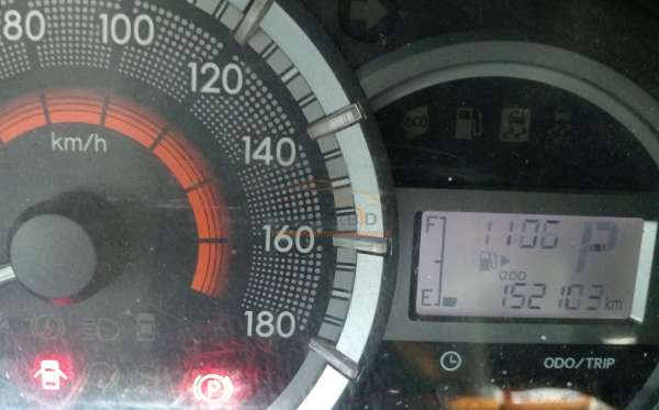 DAIHATSU  XENIA  1.3 X