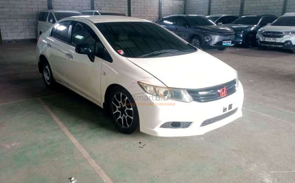 HONDA CIVIC FB2