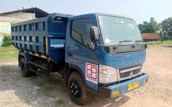MITSUBISHI CANTER FE 74