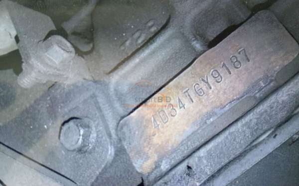 MITSUBISHI COLT
