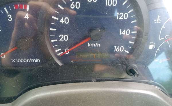 MITSUBISHI COLT