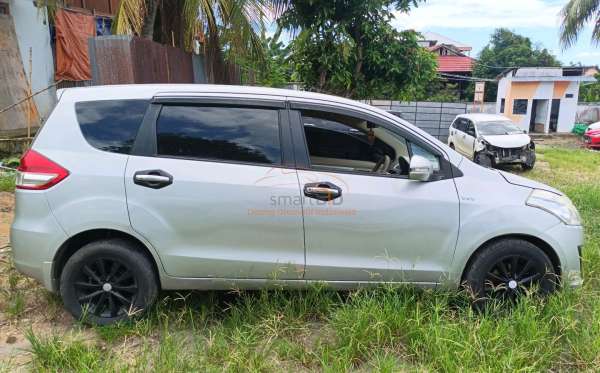 SUZUKI ERTIGA