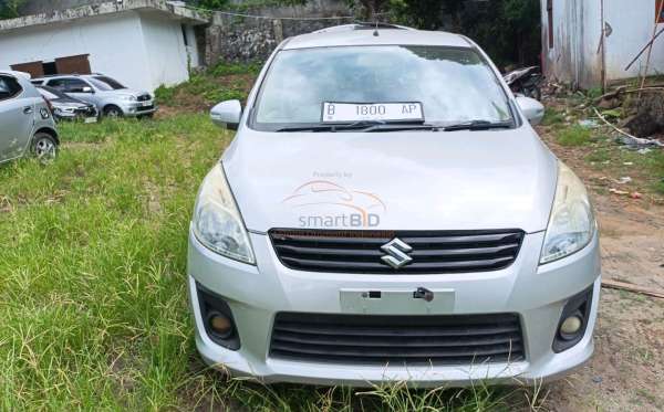 SUZUKI ERTIGA