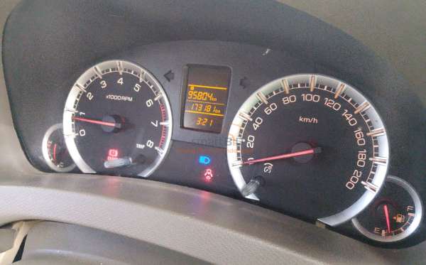SUZUKI ERTIGA