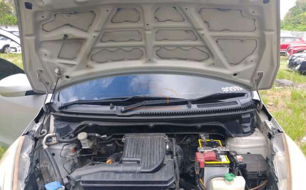 SUZUKI ERTIGA