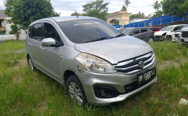 SUZUKI ERTIGA