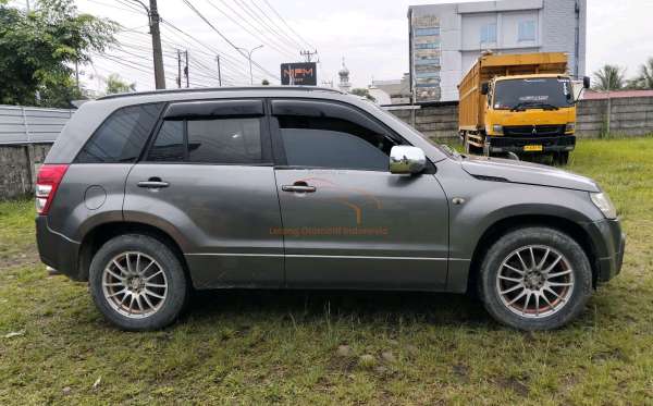 SUZUKI GRAND VITARA JLX 2WD