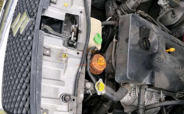 SUZUKI GRAND VITARA JLX 2WD