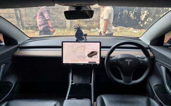 TESLA  TESLA 3