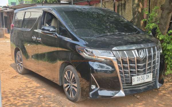 TOYOTA ALPHARD 2.5 G