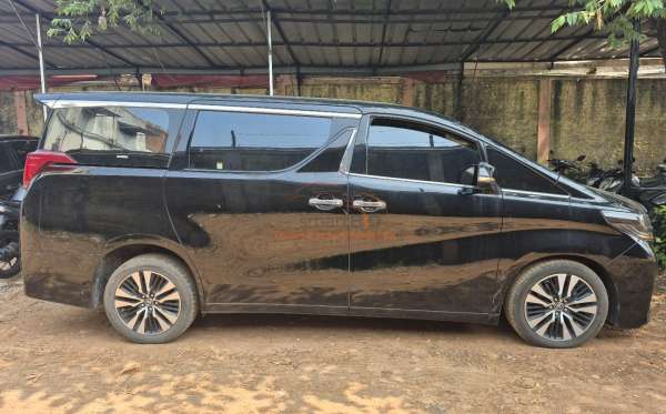 TOYOTA ALPHARD 2.5 G