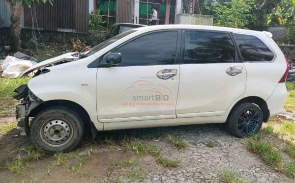TOYOTA AVANZA