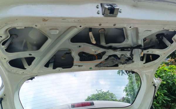 TOYOTA AVANZA