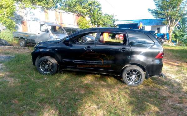 TOYOTA AVANZA G