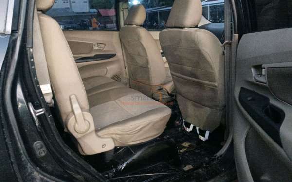 TOYOTA AVANZA