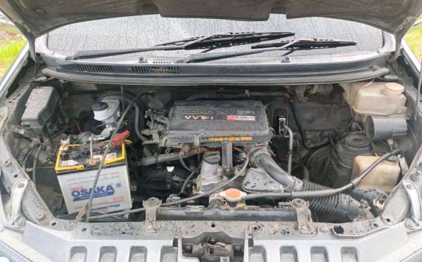 TOYOTA AVANZA
