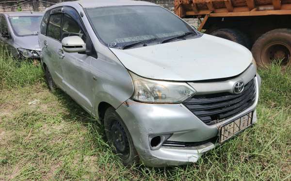 TOYOTA AVANZA 1.3 G