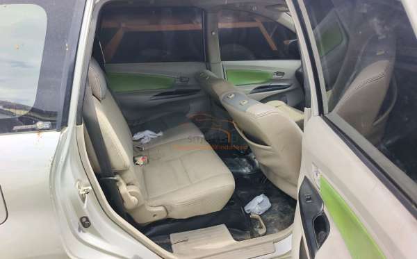 TOYOTA AVANZA 1.3 G