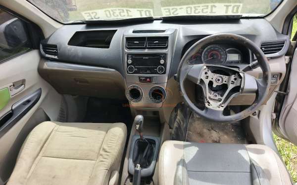 TOYOTA AVANZA 1.3 G