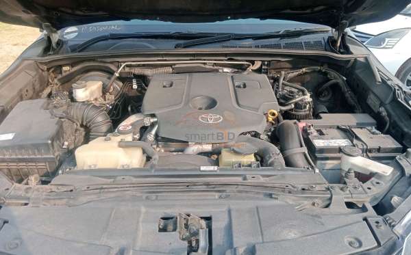 TOYOTA FORTUNER 2.4 VRZ