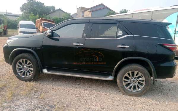 TOYOTA FORTUNER 2.4 VRZ