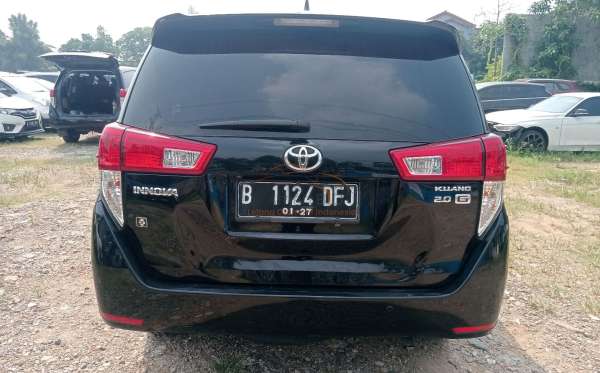 TOYOTA INNOVA G