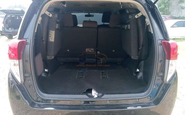 TOYOTA INNOVA G