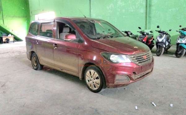 WULING CONFERO