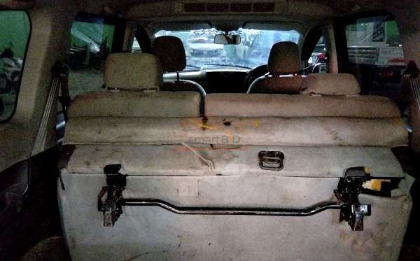 WULING CONFERO