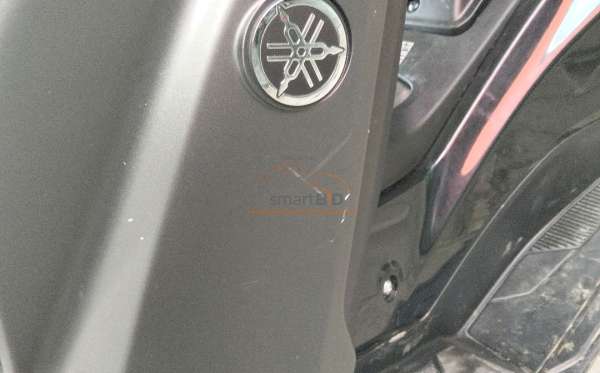 YAMAHA NMAX TRB