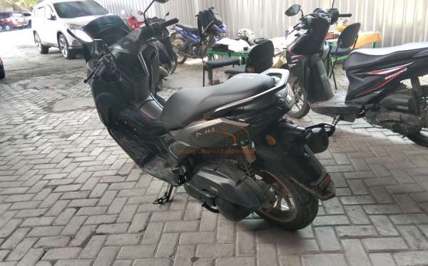 YAMAHA NMAX TRB