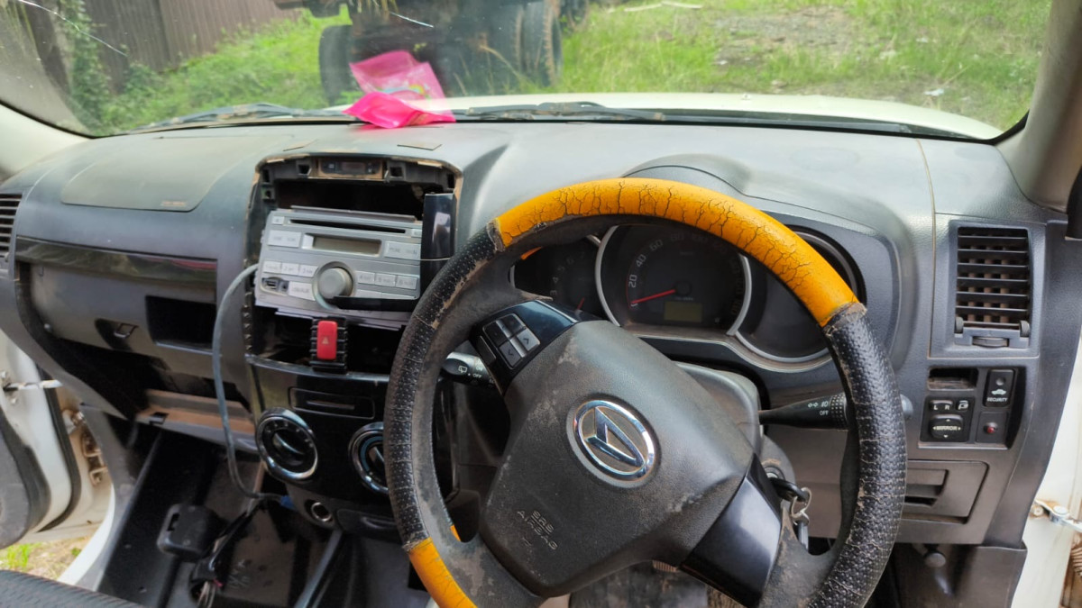 DAIHATSU TERIOS  R