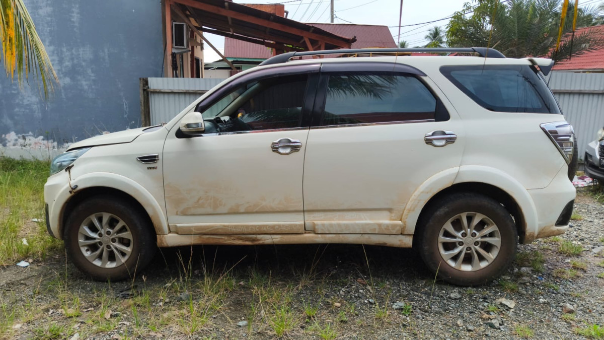 DAIHATSU TERIOS  R