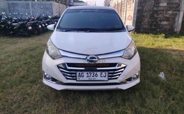DAIHATSU SIGRA R