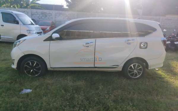 DAIHATSU SIGRA R
