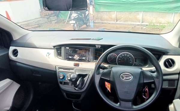 DAIHATSU  SIGRA  1.2 X