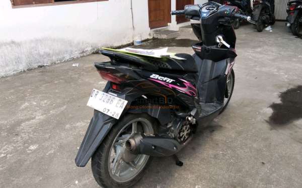 HONDA  BEAT