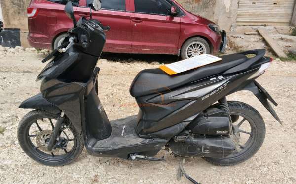 HONDA  BEAT