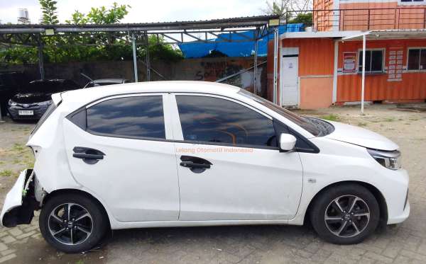 HONDA BRIO