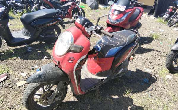 HONDA SCOOPY