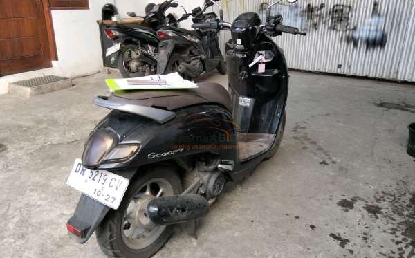 HONDA SCOOPY STYLISH
